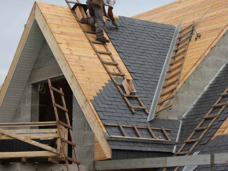 residential-roofing-contractors-6